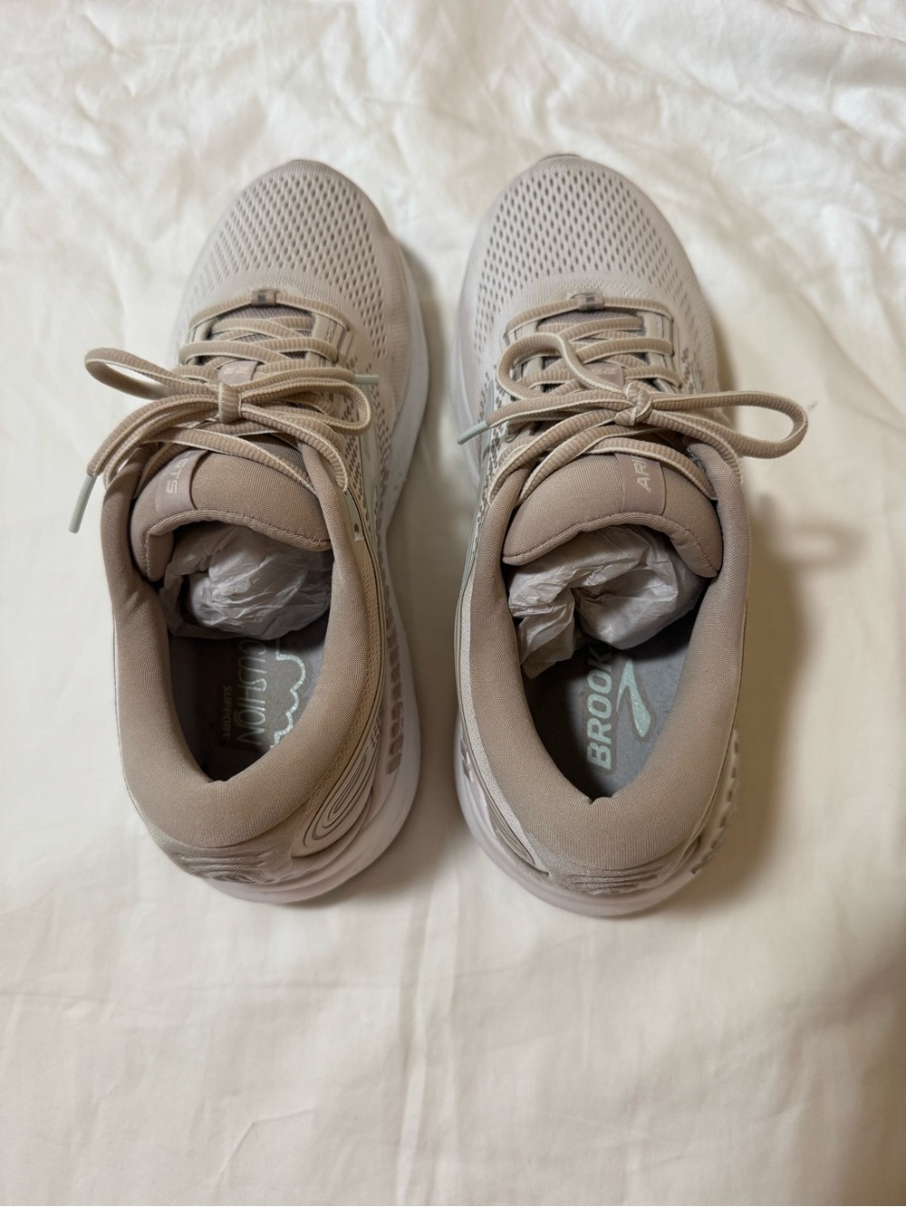 Brooks Ariel women’s 10.5
